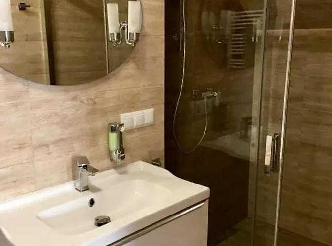 Nasza Owczarzowka 3*